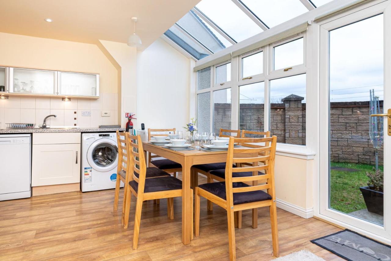4 Bedroom Townhouse In Stirling Buitenkant foto