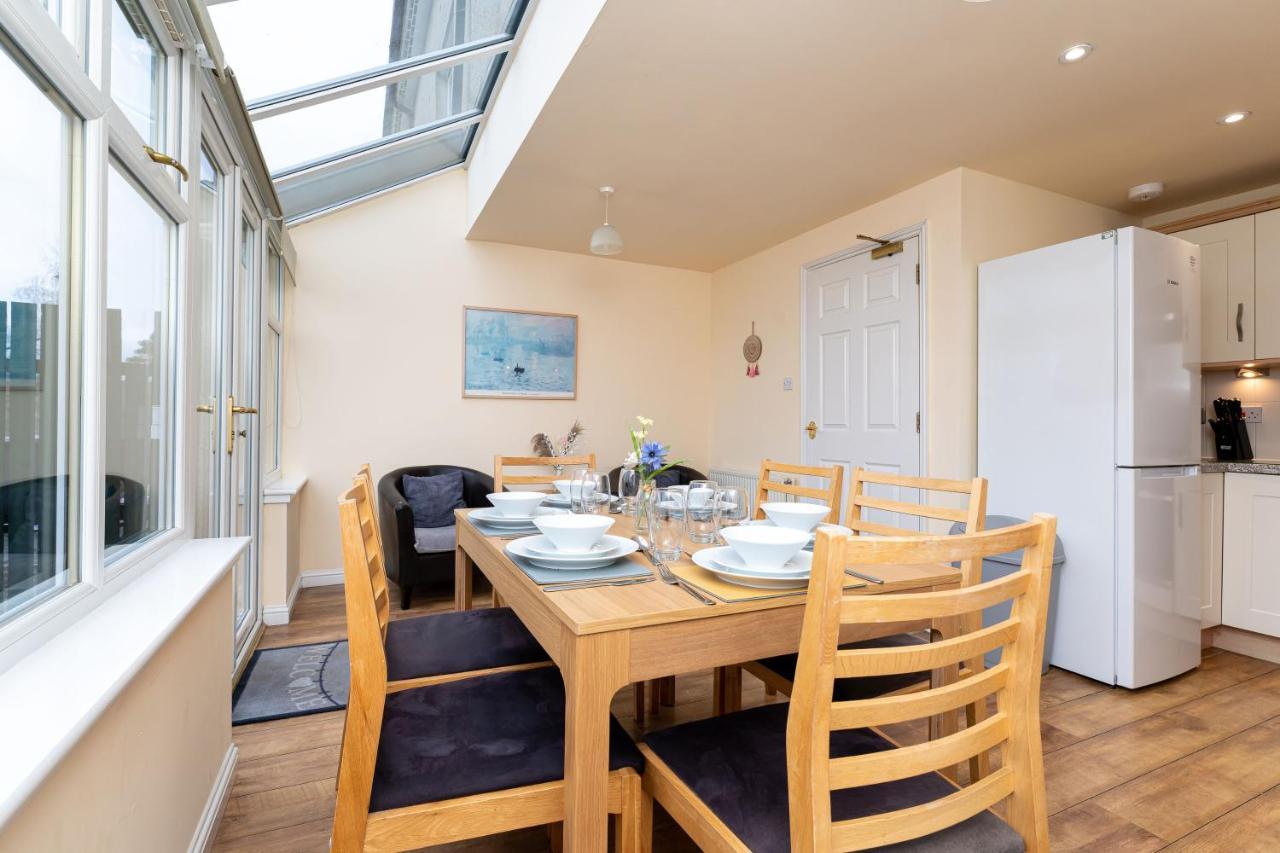 4 Bedroom Townhouse In Stirling Buitenkant foto
