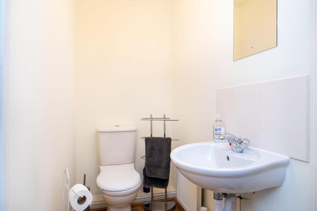 4 Bedroom Townhouse In Stirling Buitenkant foto