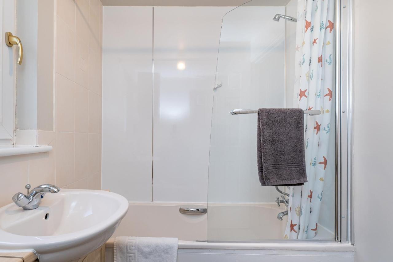 4 Bedroom Townhouse In Stirling Buitenkant foto