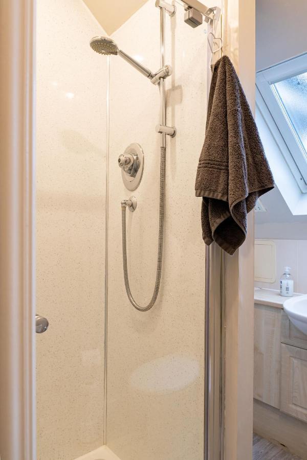 4 Bedroom Townhouse In Stirling Buitenkant foto